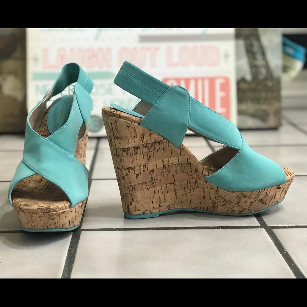 Versona Mint Wedges